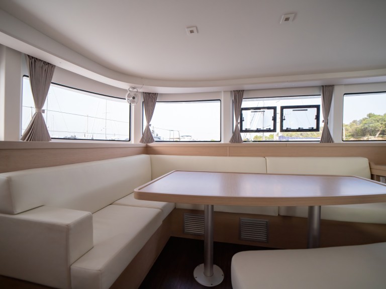 Catamaran hire in Olbia - Lagoon Lagoon 42