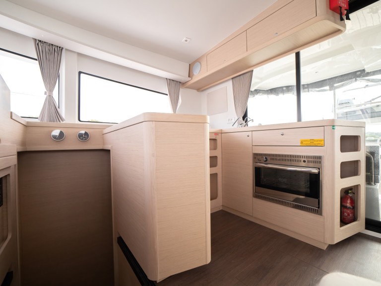 Charter a Lagoon Lagoon 42 in Olbia on Samboat