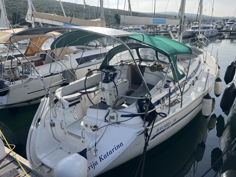 Hire a Bavaria Bavaria 38 Punat