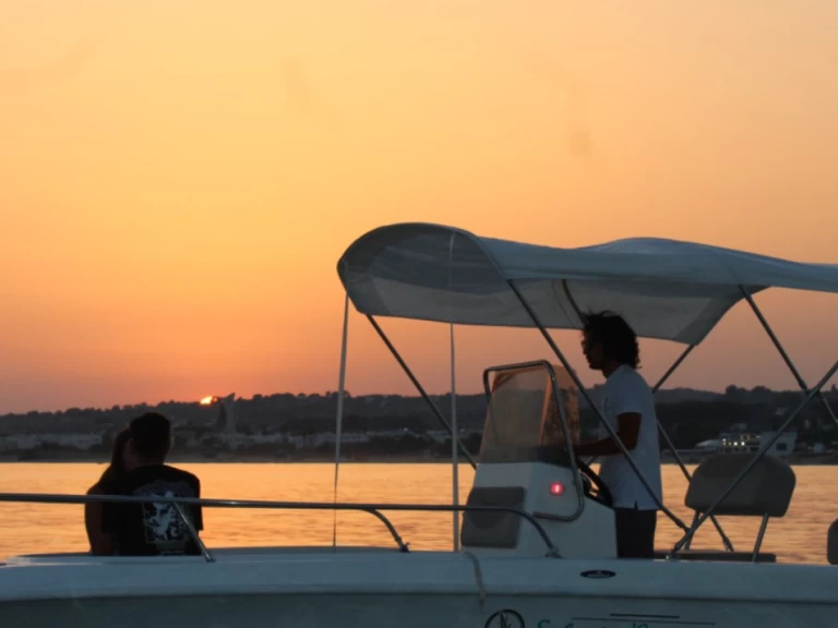 Hire Motorboat with or without skipper Mingolla Torre Vado