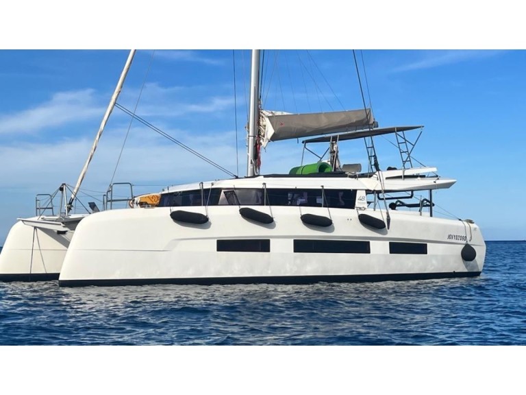 Catamaran hire in Capo d'Orlando - Dufour Dufour Catamarans 48 Sail