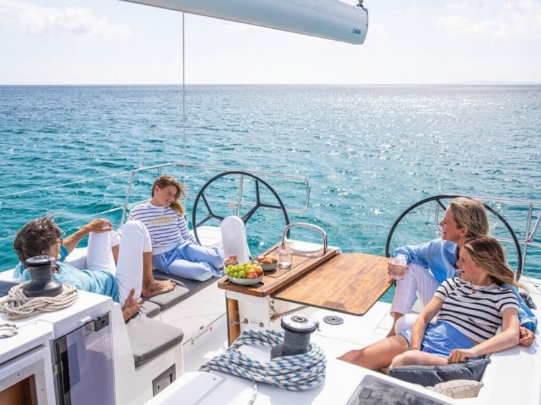 Hire a Bavaria Bavaria C42 Pirovac