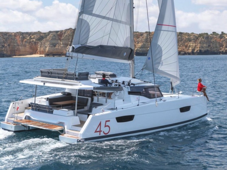 Catamaran to hire Porto-Vecchio at the best price