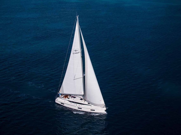 Sailboat to hire Šibenik at the best price