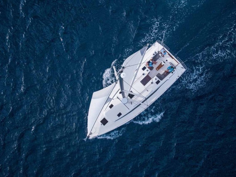 Yacht hire Šibenik cheap Bavaria C42