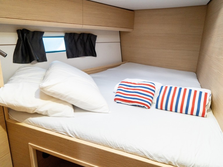 Sailboat hire in Salerno - D&D Yacht D&D Kufner 54