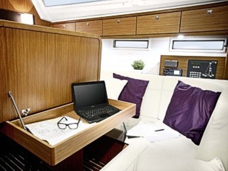 Sailboat hire in Saltsjö-duvnäs - Bavaria Cruiser 46