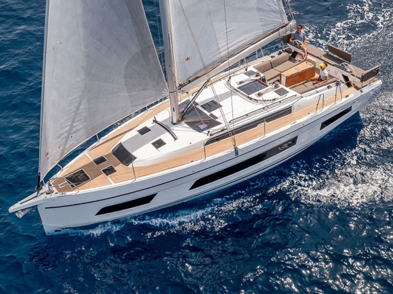 Yacht hire Šibenik cheap Dufour 41 GL