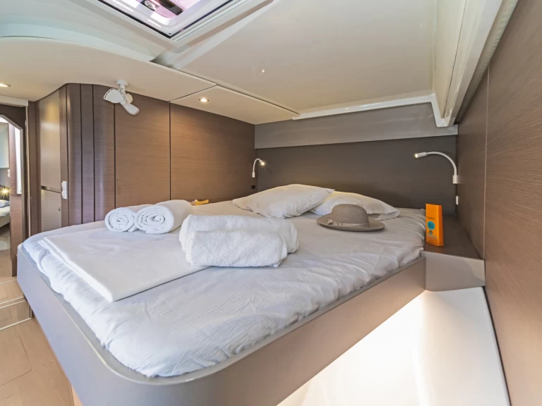 Hire Catamaran Bali with a boat licence