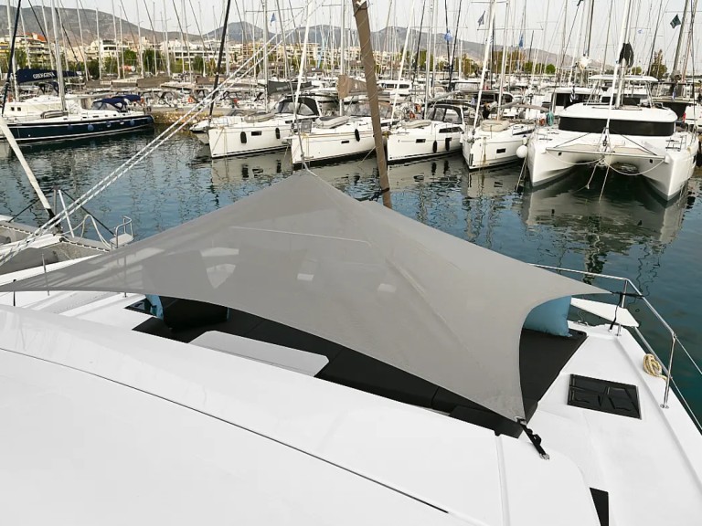 Yacht charter Alimos - Bali Bali 4.6 on SamBoat