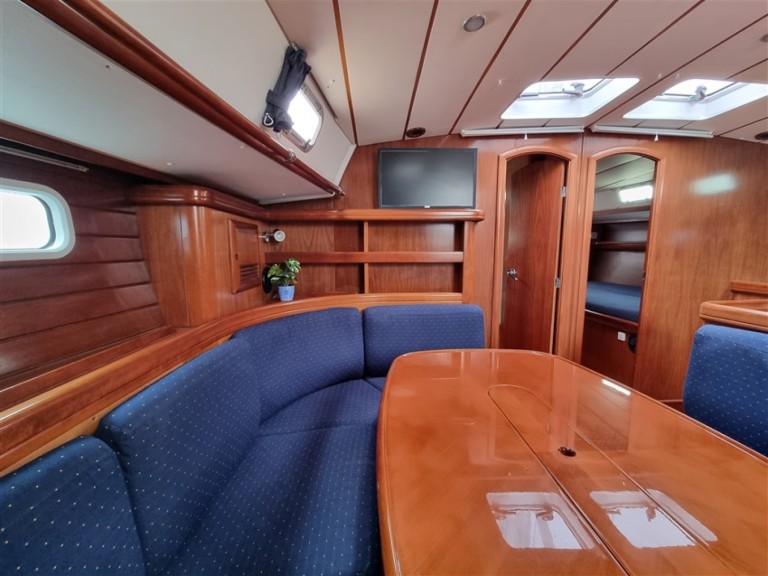 Sailboat hire in Pula - Bénéteau Beneteau 50