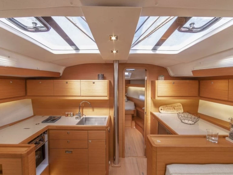 Hire Sailboat with or without skipper Dufour Le Marin