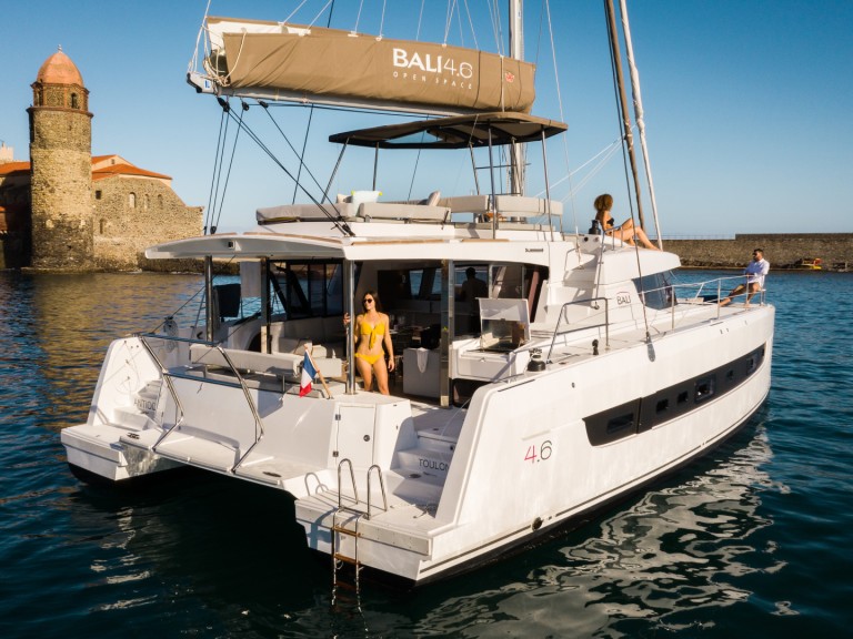 Hire Catamaran Bali Catamarans with a boat licence