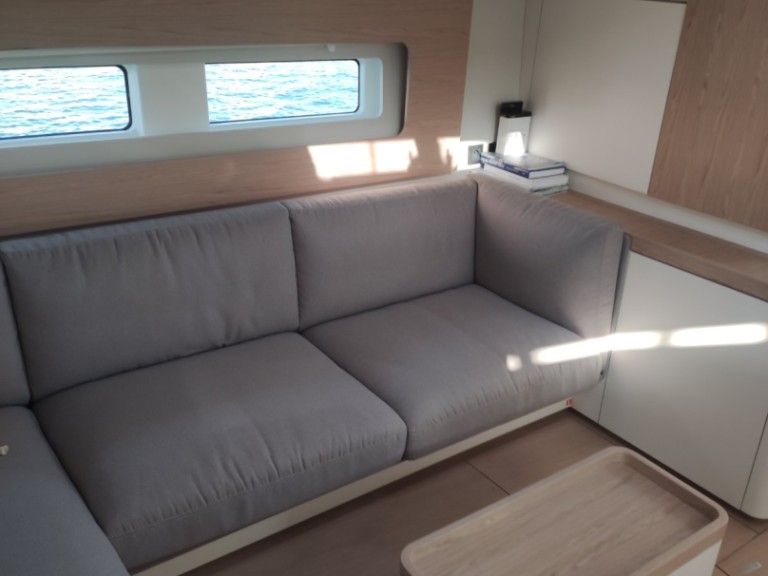 Hire a Bénéteau First 53 Lávrio