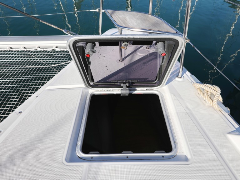 Catamaran to hire Sukošan at the best price