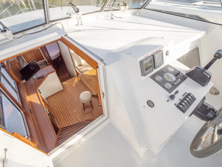 Hire Canal boat with or without skipper Pedro Waren (Müritz)