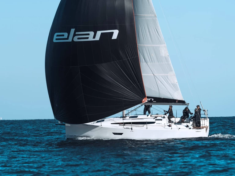 Hire a Elan E4 Biograd na Moru