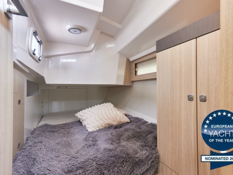 Northman Maxus 35 charter bareboat or skippered in  Valencia