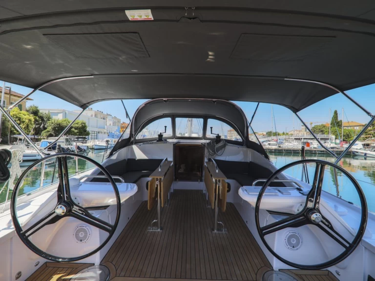 Charter a Elan Impression 45 in Zadar on Samboat