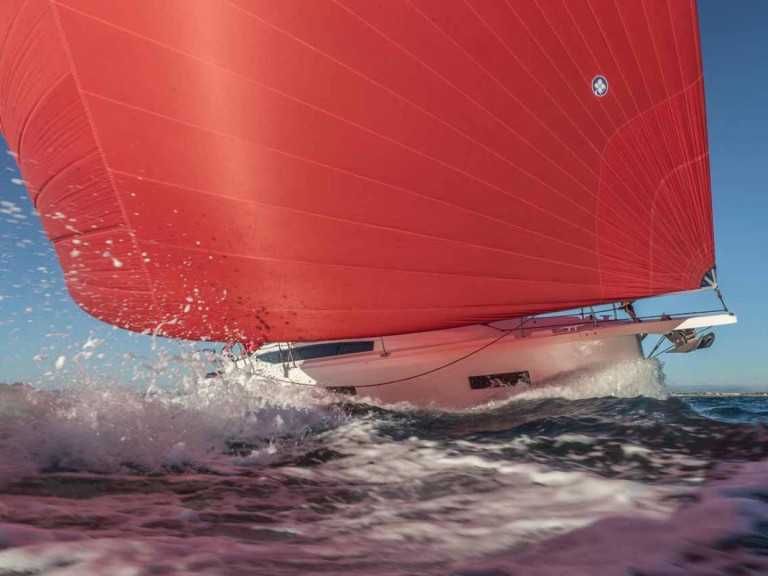 Sailboat to hire Golfo Aranci at the best price