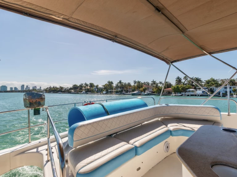 Hire Motorboat with or without skipper Silverton South Miami Beach