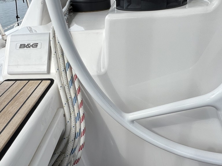 Sailboat to hire Punat at the best price