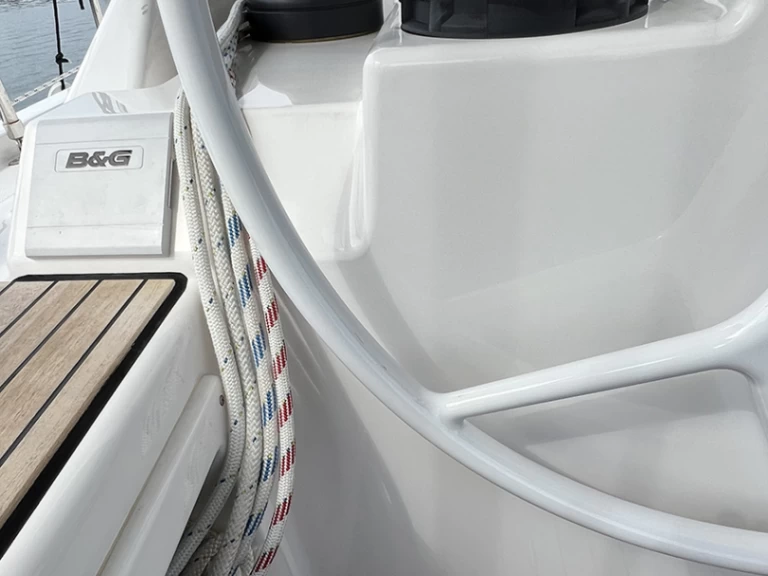 Sailboat to hire Punat at the best price