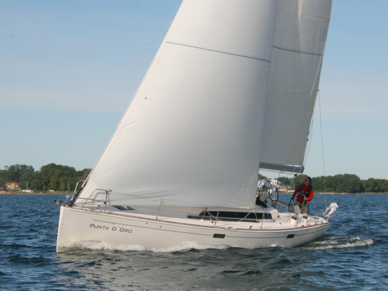 Hire a Salona Salona 38 Heiligenhafen