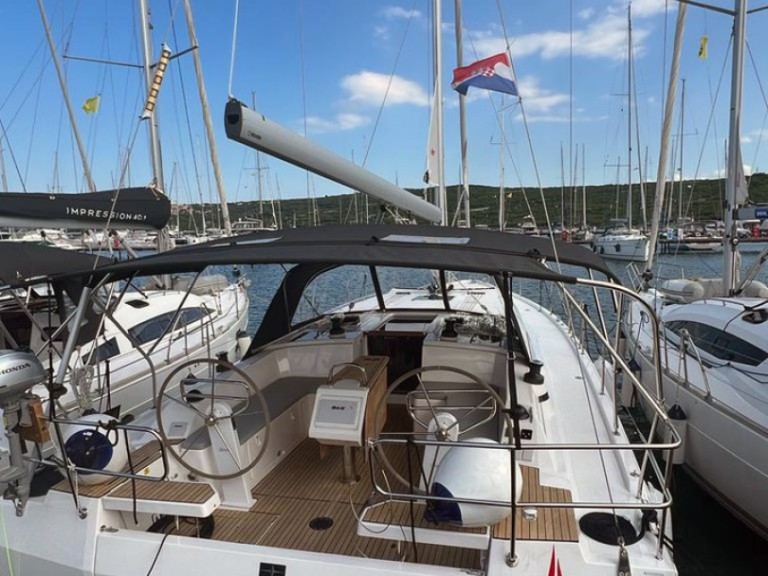 Sailboat hire in Punat - Bavaria Bavaria C42