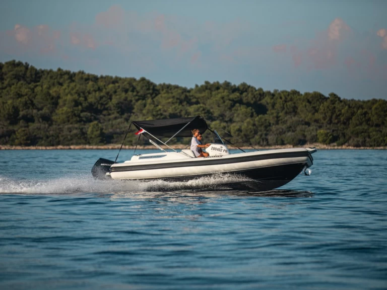 Joker Boat Joker Boat Clubman 22 Plus charter bareboat or skippered in  Sukošan