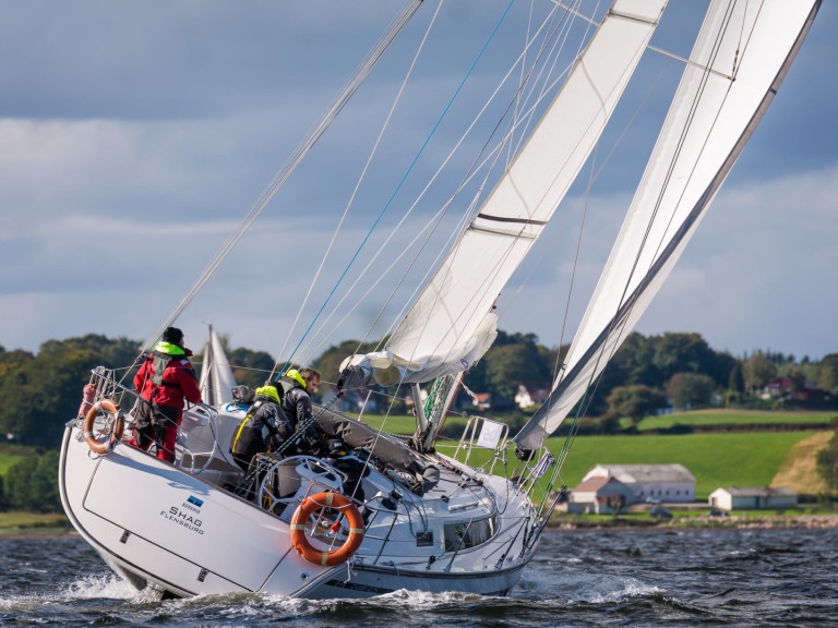 Hire Sailboat with or without skipper Bavaria Heiligenhafen