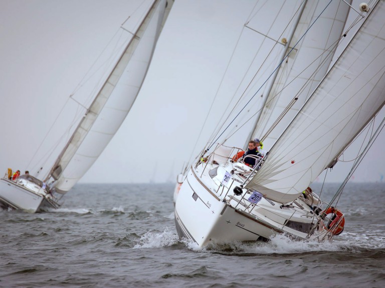 Sailboat to hire Heiligenhafen at the best price