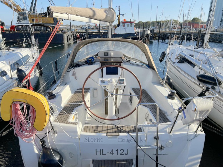 Yacht charter Heiligenhafen - Jeanneau Sun Odyssey 30i on SamBoat
