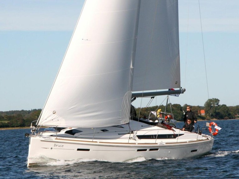 Hire a Jeanneau Sun Odyssey 439 Heiligenhafen