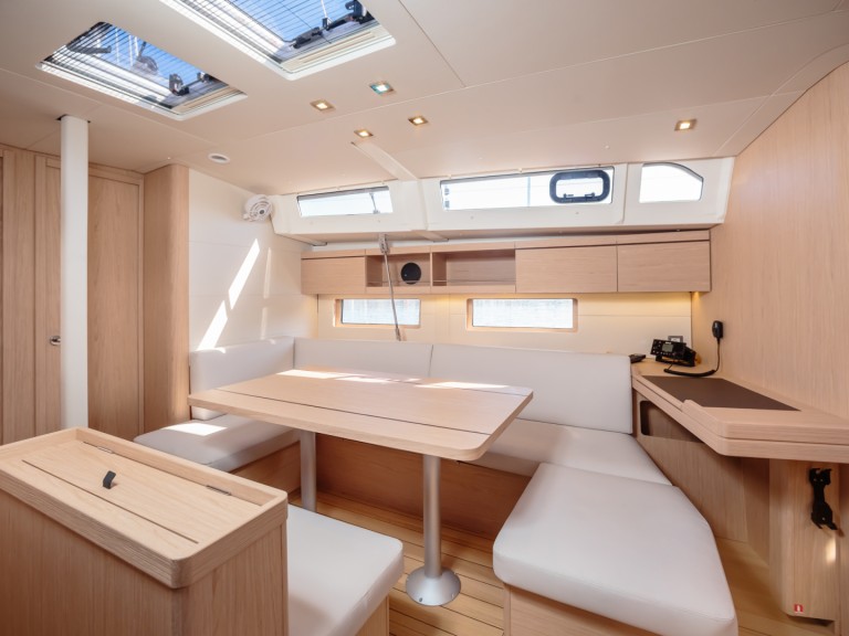 Charter a Bénéteau Oceanis 46.1 in Olbia on Samboat