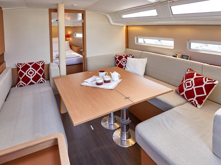 Charter a Jeanneau Sun Odyssey 410 in Gouvia on Samboat