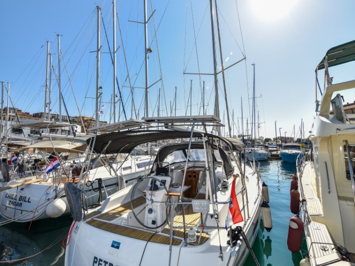 Yacht charter Zadar - Bavaria Cruiser 36 on SamBoat