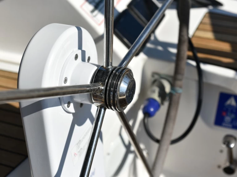 Sailboat to hire Zadar at the best price