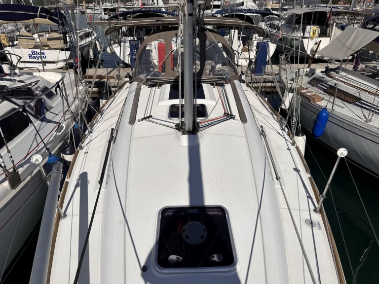 Hire Sailboat with or without skipper Jeanneau Biograd na Moru