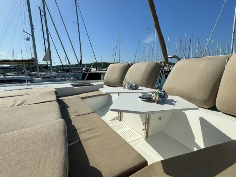 Hire Catamaran Bali with a boat licence