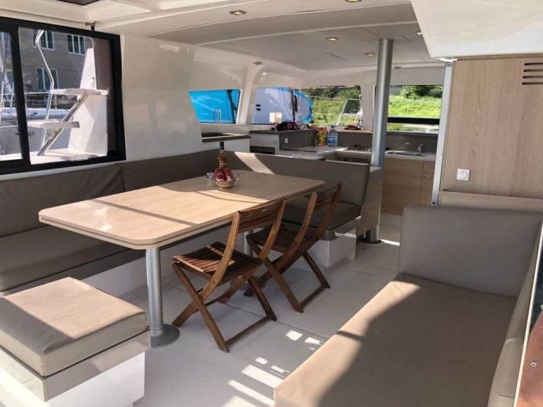 Yacht charter La Paz - Bali Bali 4.0 on SamBoat