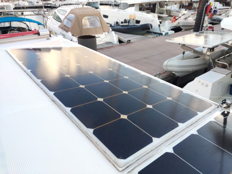 Hire a Bali Bali 4.5 Le Marin