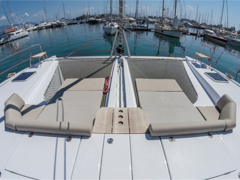 Hire Catamaran with or without skipper Nautitech Alimos