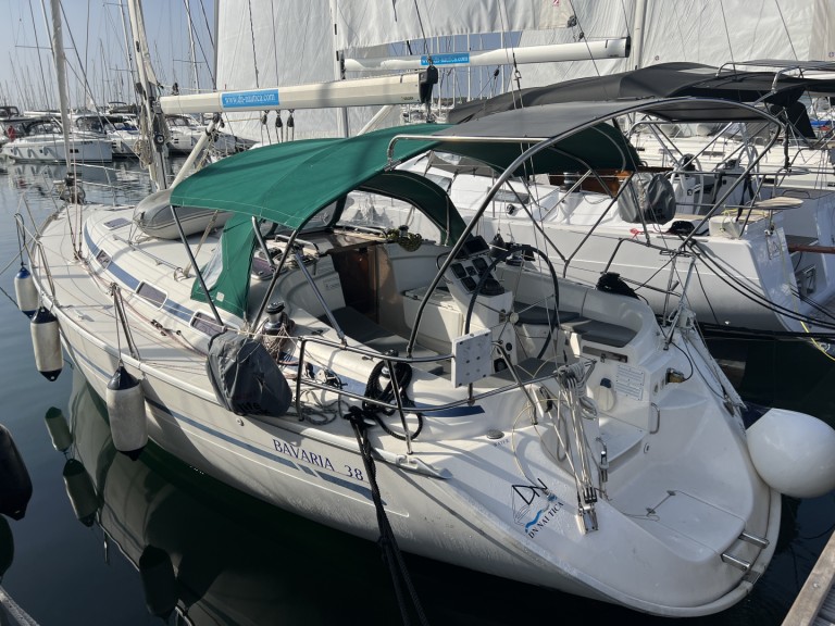 Sailboat hire in Punat - Bavaria Bavaria 38