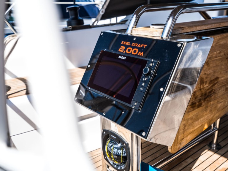 Charter a Hanse Hanse 345 in Biograd na Moru on Samboat