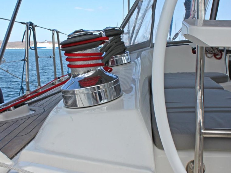 Hire Sailboat Bavaria with a boat licence