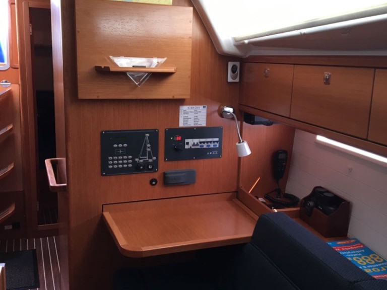 Hire Sailboat with or without skipper Bavaria Vrsar