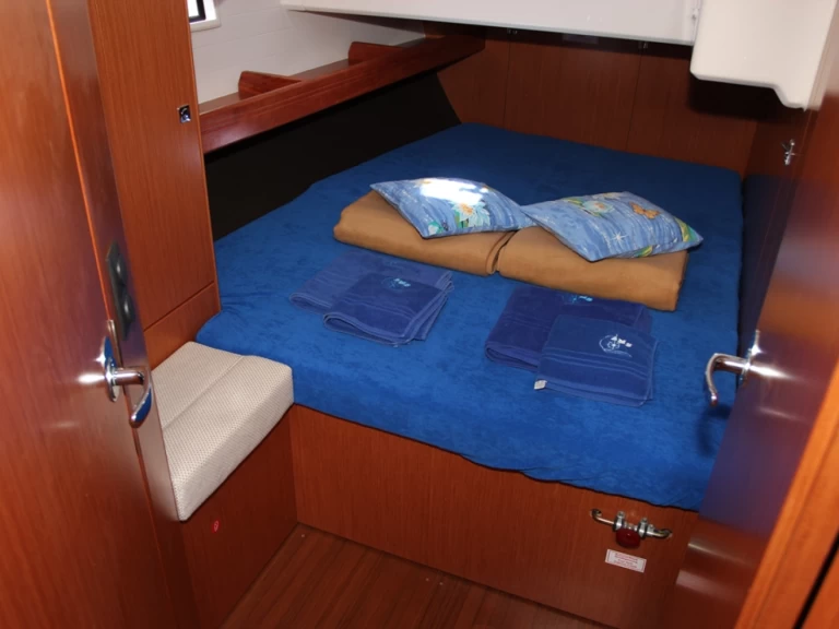 Yacht charter Vrsar - Bavaria Cruiser 46 on SamBoat
