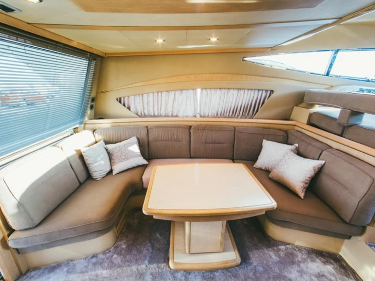 Yacht charter Podstrana - Ferretti Ferretti Yachts 460i on SamBoat