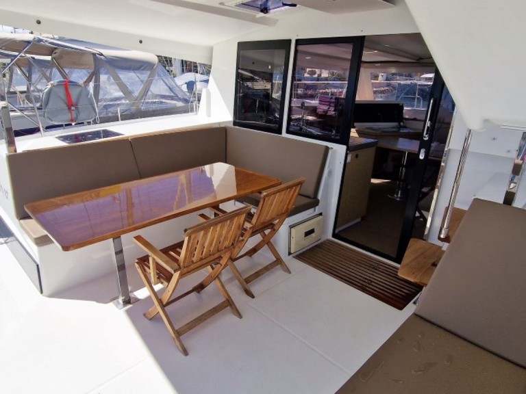 Hire Catamaran with or without skipper Fountaine Pajot Trogir